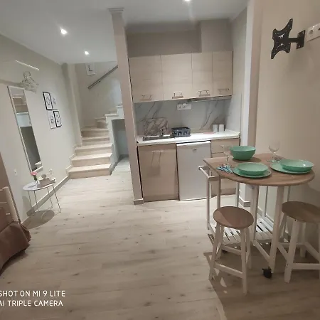 Apartament Kamares *